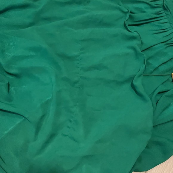 Custom made Green evening gown - Picture 9 of 10